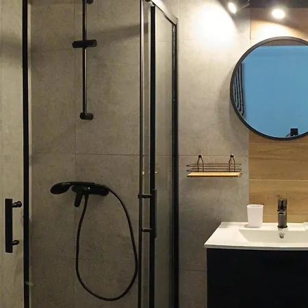 Privat bolig Keja 13 - Port *