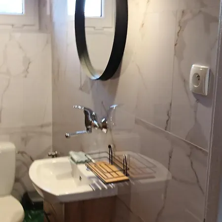 Privat bolig Keja 13 - Port *